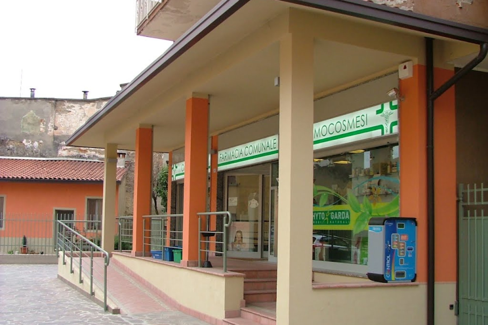 Dialogo competitivo finalizzato alla cessione del 100% delle quote della societa’ “farmacia comunale di solza s.r.l.”